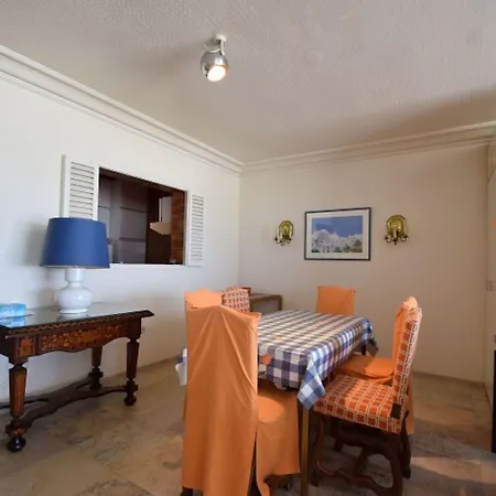 Spacious Seafront Retreat * De Haan